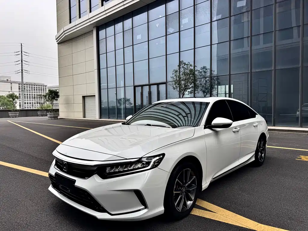 Honda Inspire 2023 — фото 1