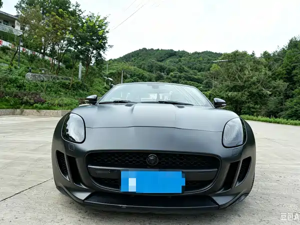 Jaguar F-TYPE 2014