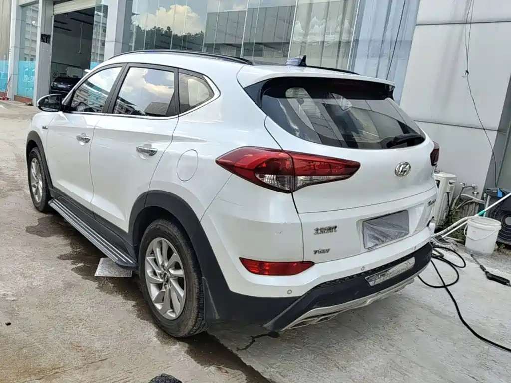 Hyundai Tucson 2017 — фото 5