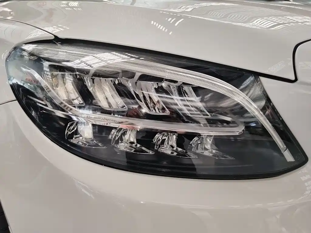 Mercedes-Benz C-Class 2020 — фото 18