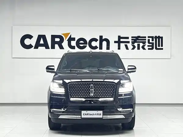 Lincoln Navigator 2023