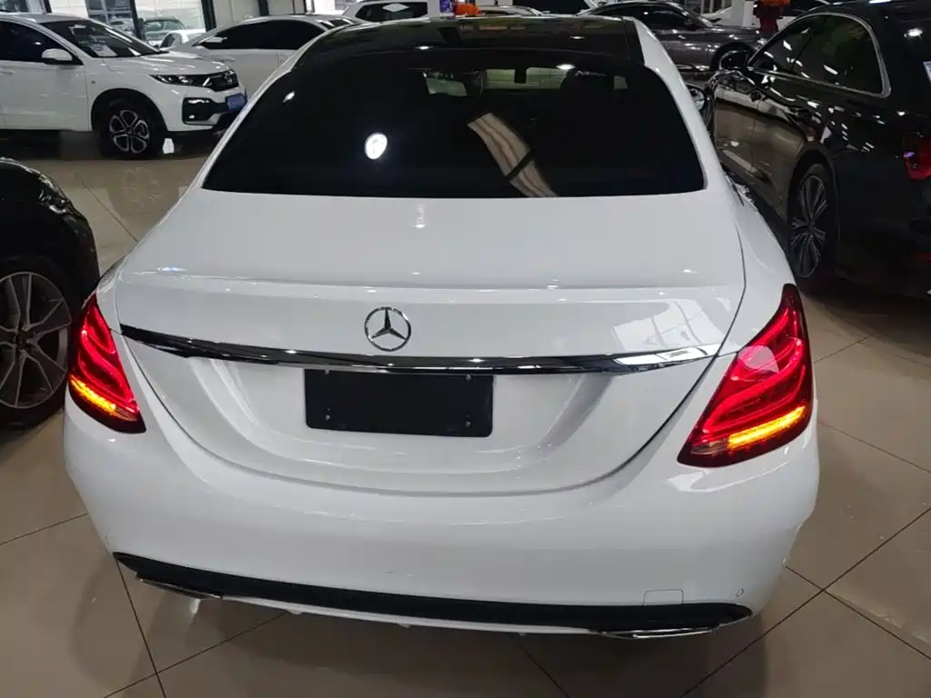 Mercedes-Benz C-Class 2017