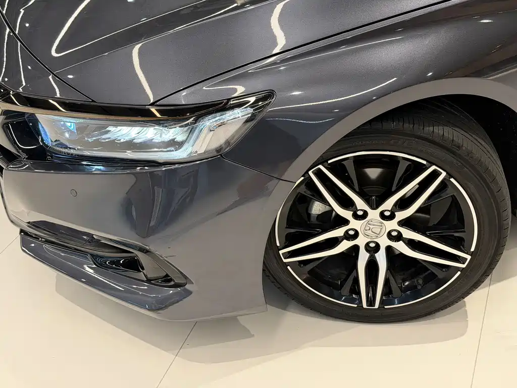 Honda Accord 2023 — фото 15