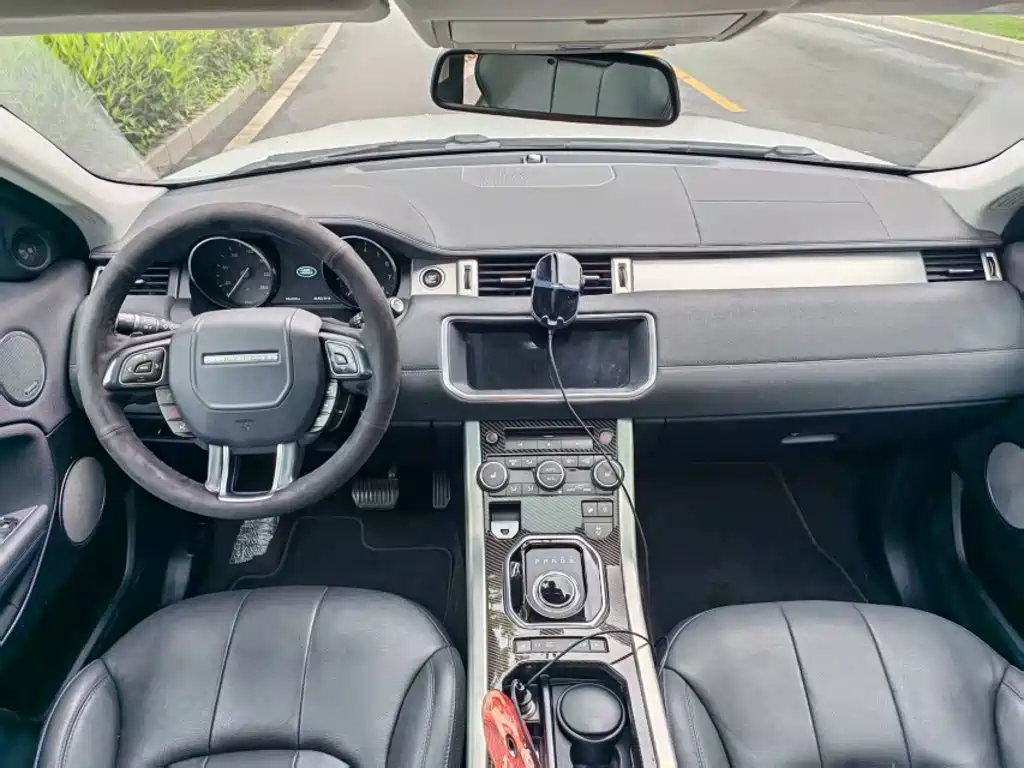 Land Rover Range Rover Evoque 2018 — фото 12