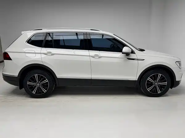 Volkswagen Tiguan L 2021