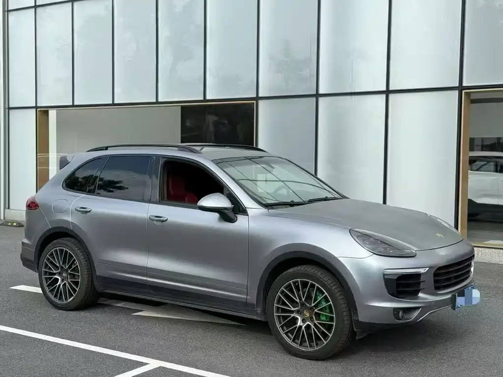Porsche Cayenne 2016