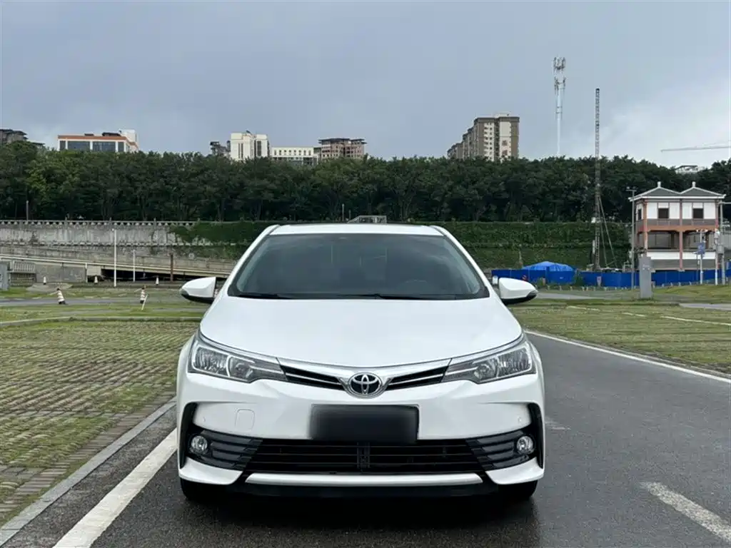 Toyota Corolla 2019 — фото 22