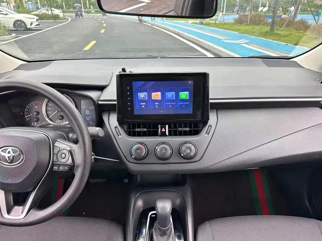 Toyota Corolla 2023 — фото 14