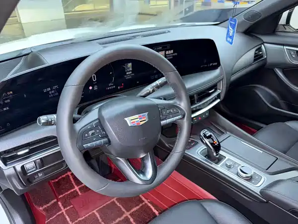 Cadillac CT5 2024