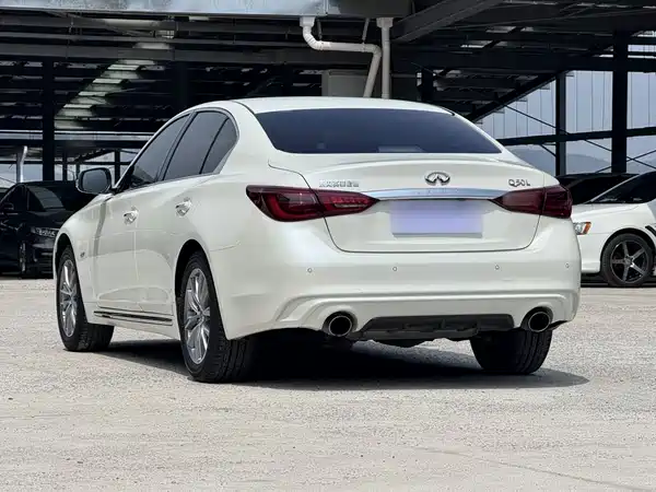 Infiniti Q50L 2020