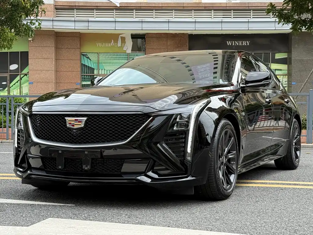Cadillac CT5 2024 — фото 1