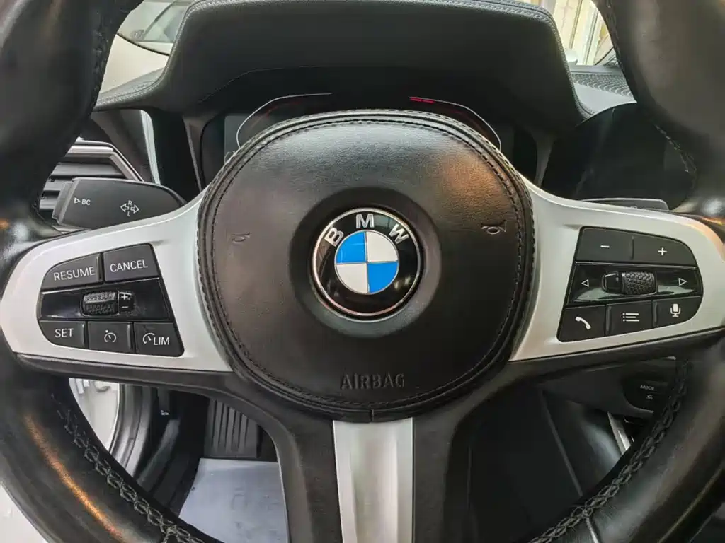 BMW 3 Series 2022 — фото 11