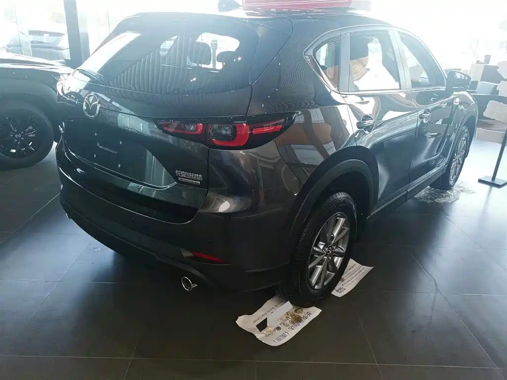 Mazda CX-5 2025