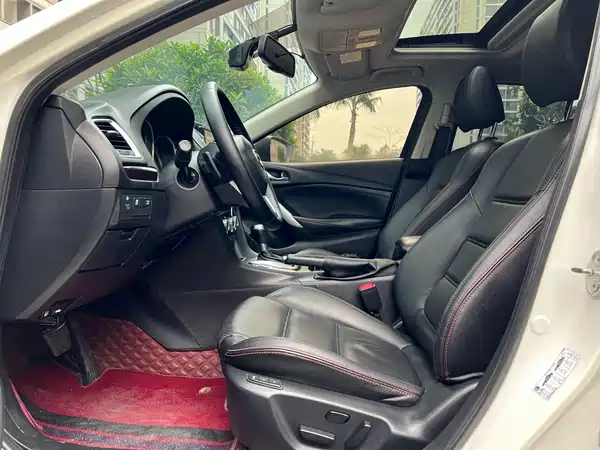 Mazda Atenza 2015