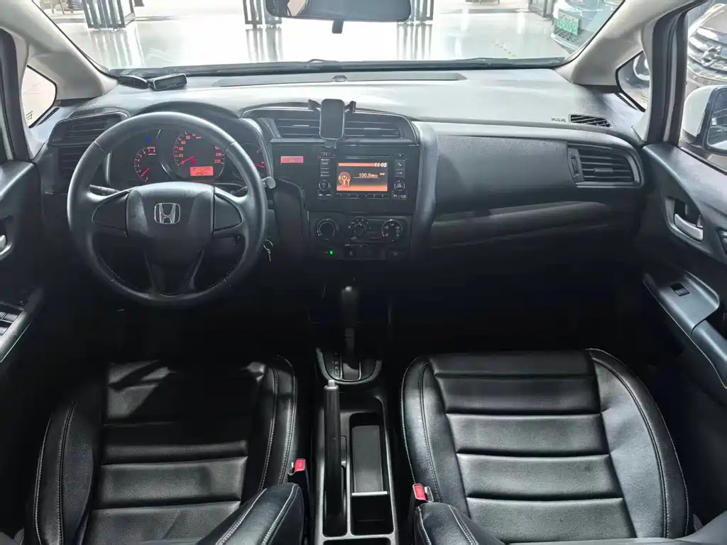 Honda Fit 2015 — фото 15