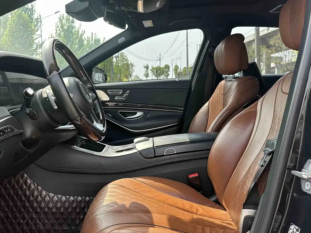 Mercedes-Benz Maybach S-Class 2020 — фото 9