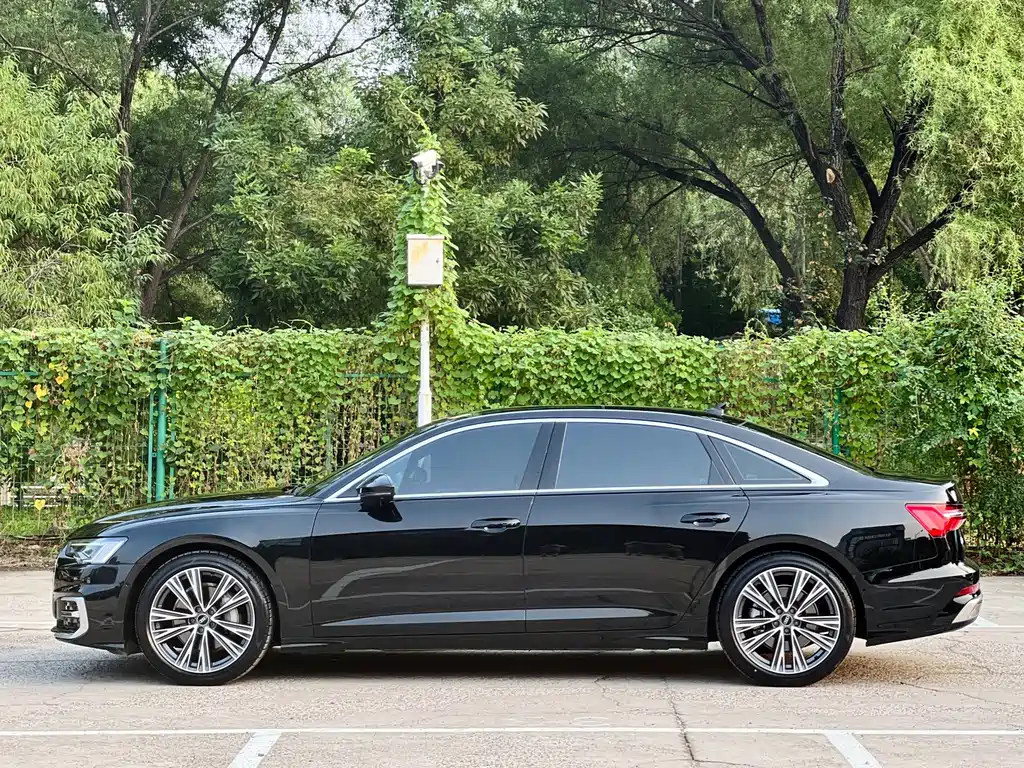 Audi A6L 2024 — фото 14