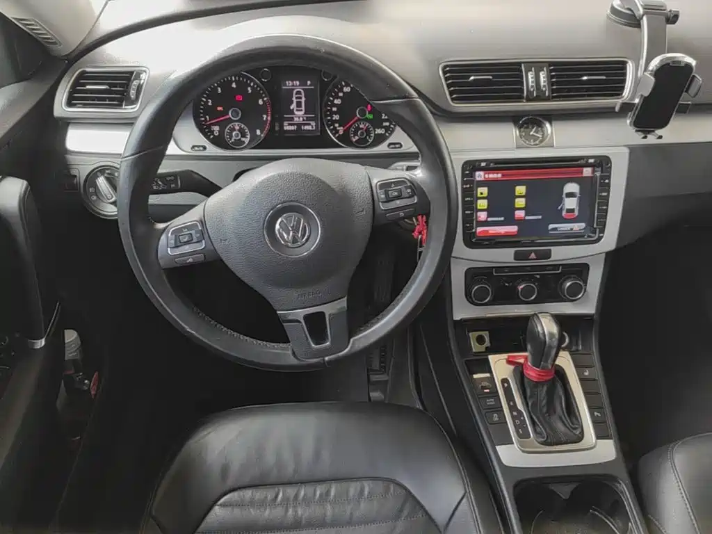 Volkswagen Magotan 2016