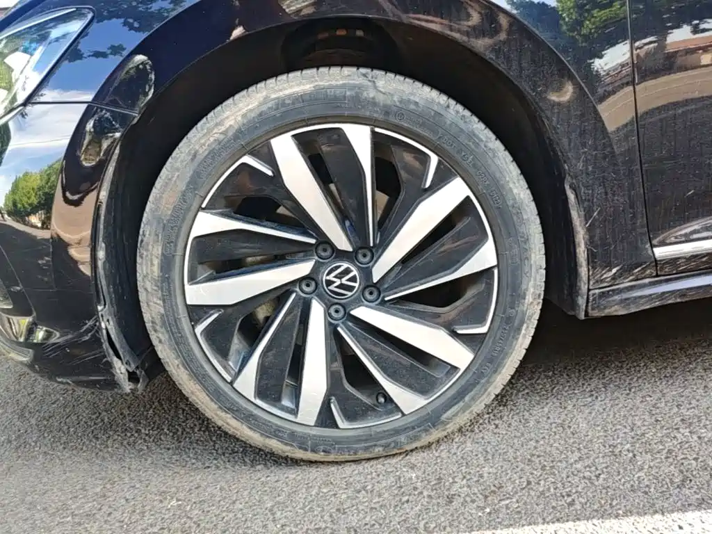 Volkswagen Passat 2021 — фото 23
