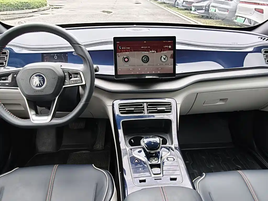 BYD Qin PLUS 2022 — фото 5