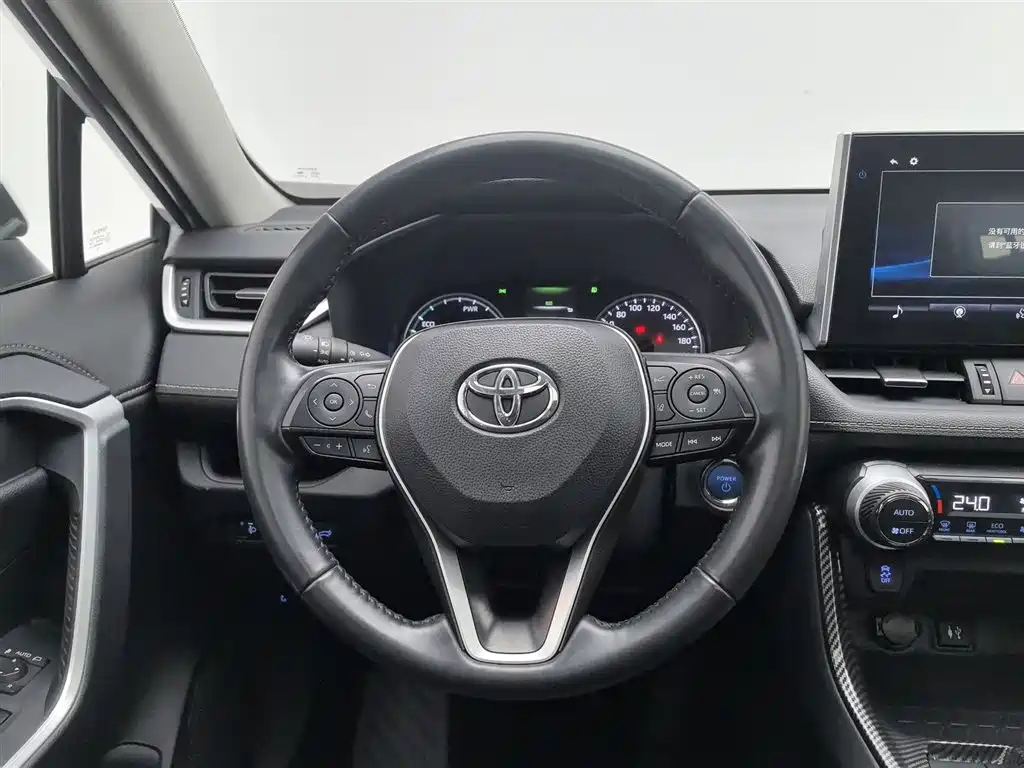 Toyota Wildlander 2023 — фото 11