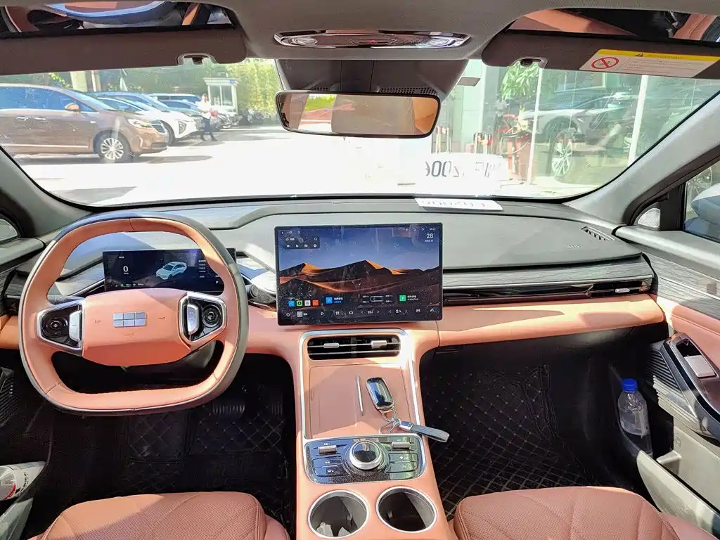 Geely Galaxy L6 2025 — фото 10