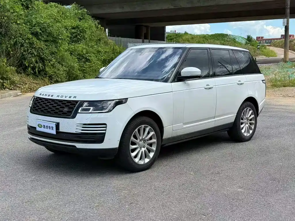 Land Rover Range Rover 2019 — фото 1