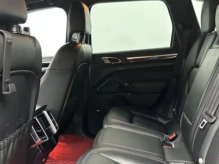 Porsche Cayenne New Energy 2018 — фото 13