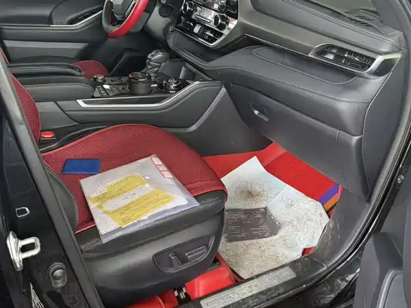 Toyota Crown Kluger 2024