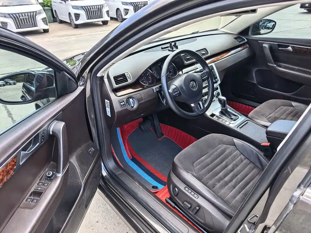 Volkswagen Magotan 2015