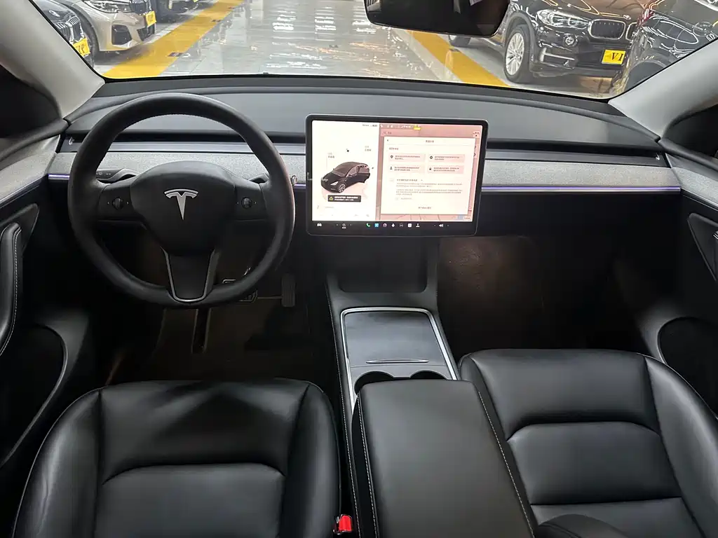 Tesla Model Y 2023 — фото 10