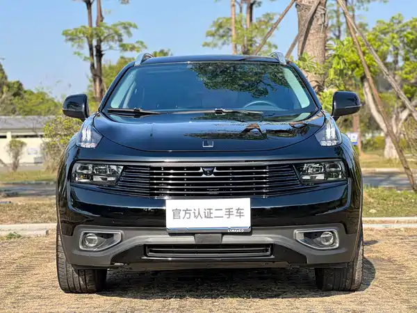 Lynk & Co 01 2019