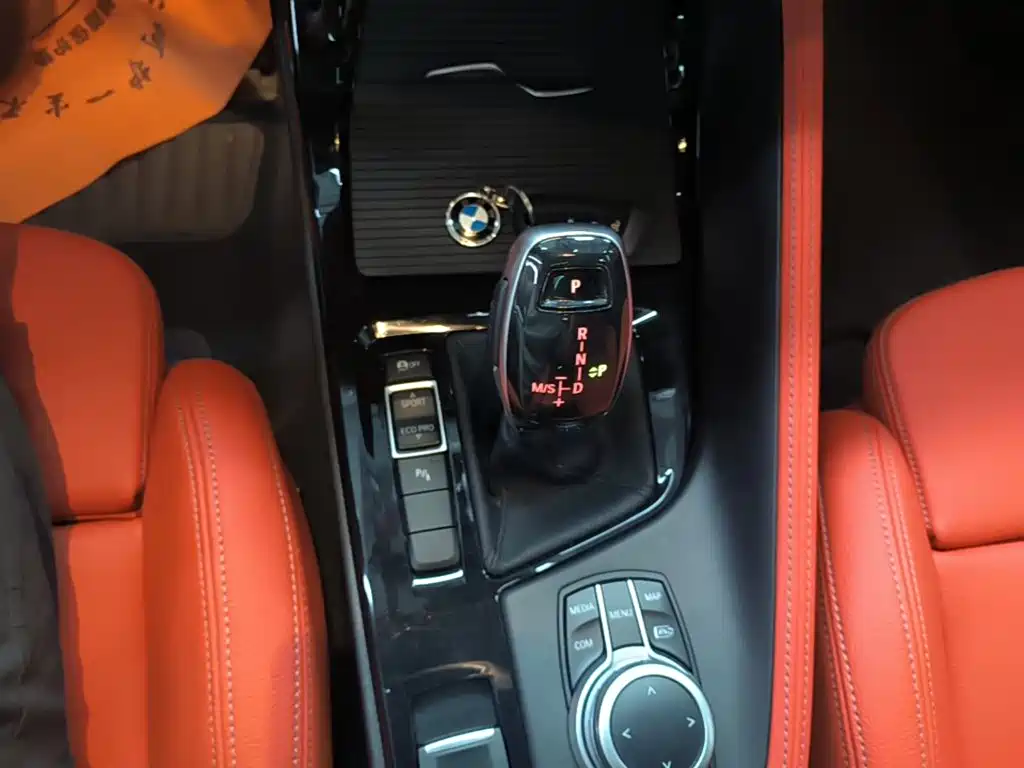 BMW X2 2021 — фото 14