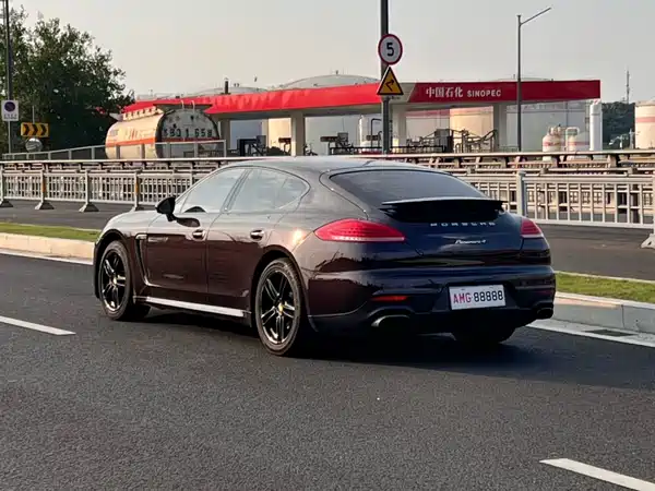 Porsche Panamera 2015