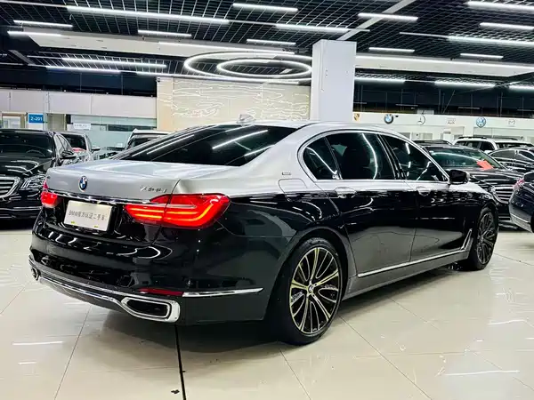 BMW 7 Series 2018