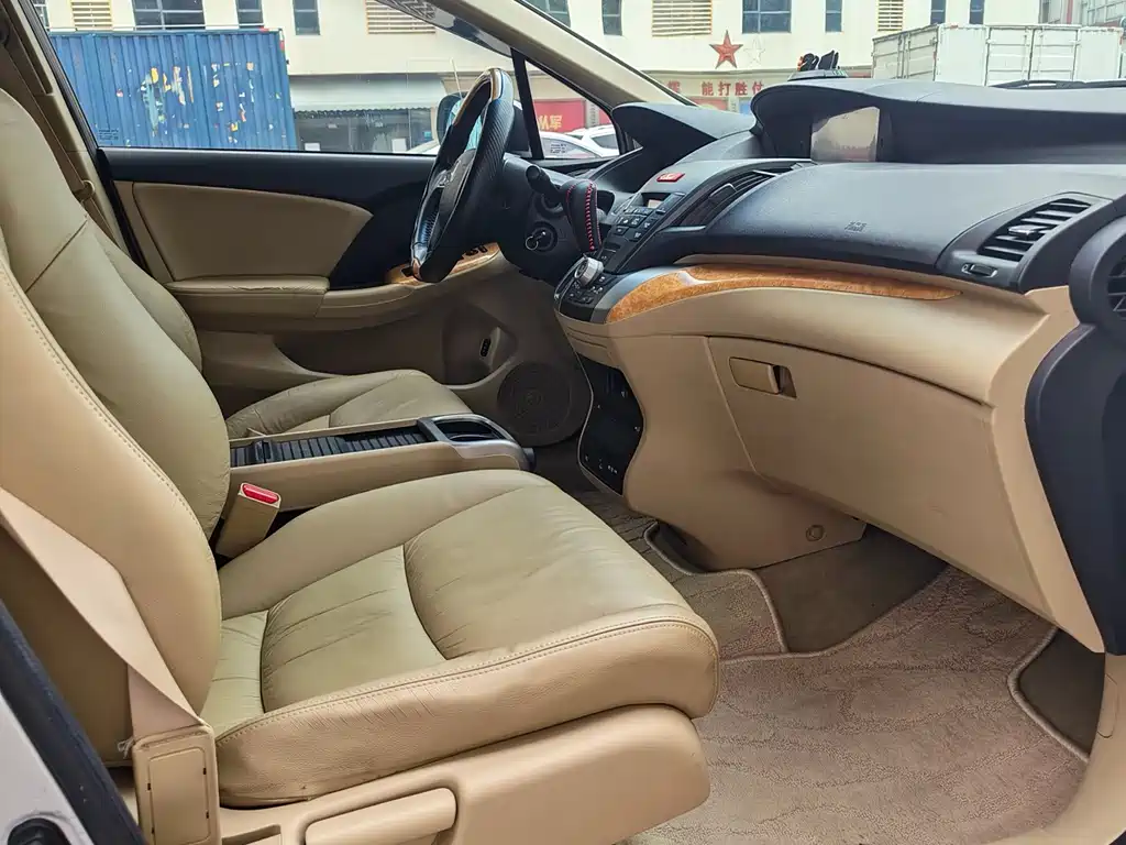 Honda Odyssey 2011 — фото 22
