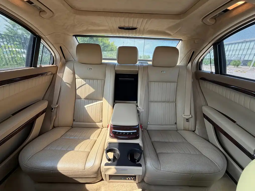 Mercedes-Benz S-Class 2010 — фото 41