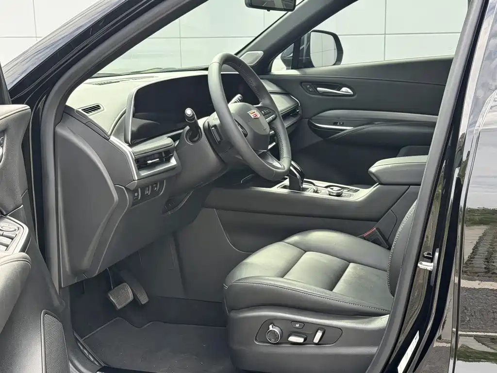 Cadillac XT4 2023