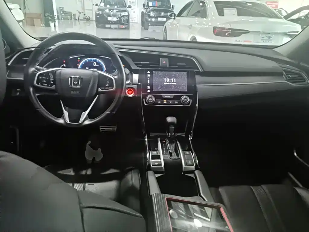 Honda Civic 2016 — фото 10