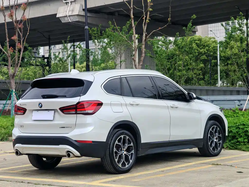 BMW X1 2023 — фото 5