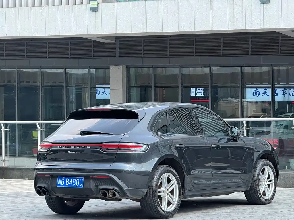 Porsche Macan 2022 — фото 10