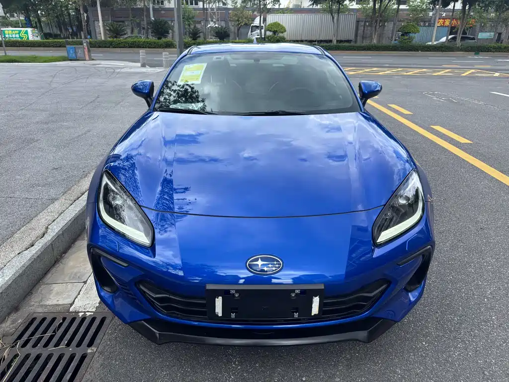 Subaru BRZ 2022 — фото 2