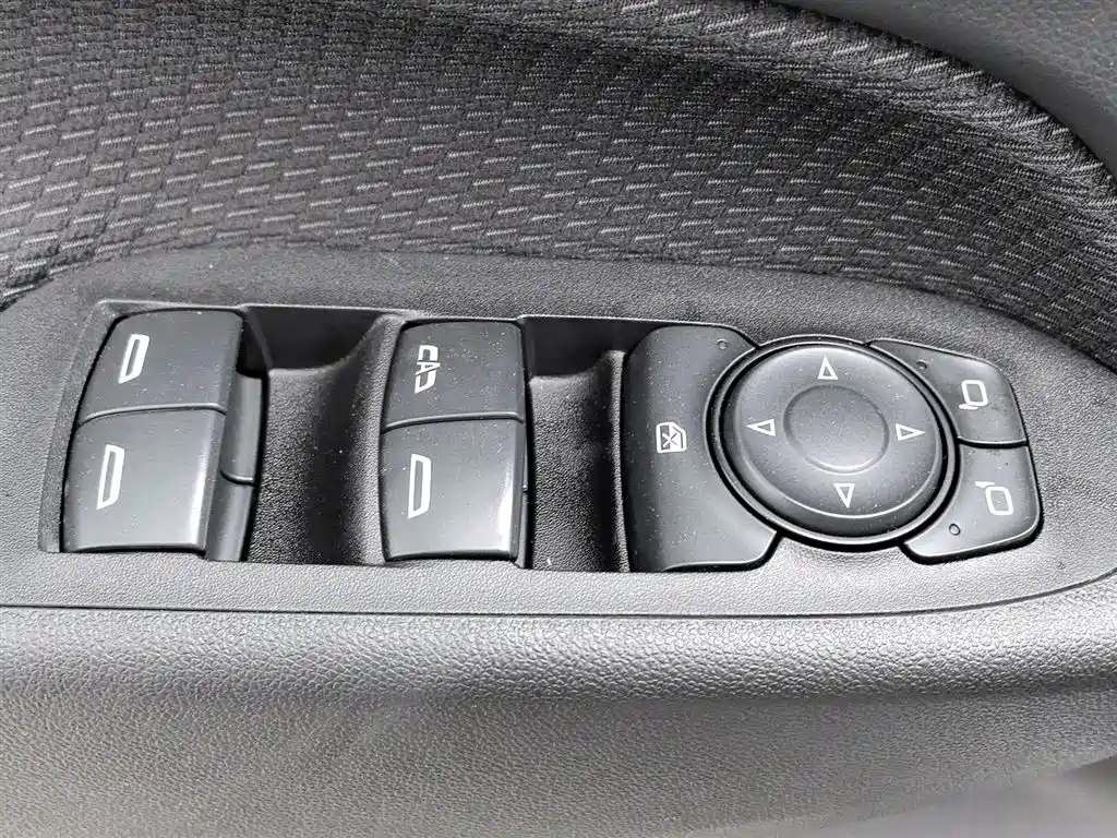 Chevrolet Equinox 2017 — фото 9