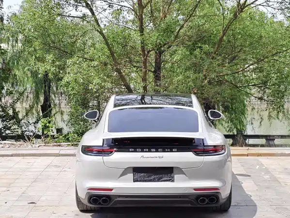 Porsche Panamera 2017