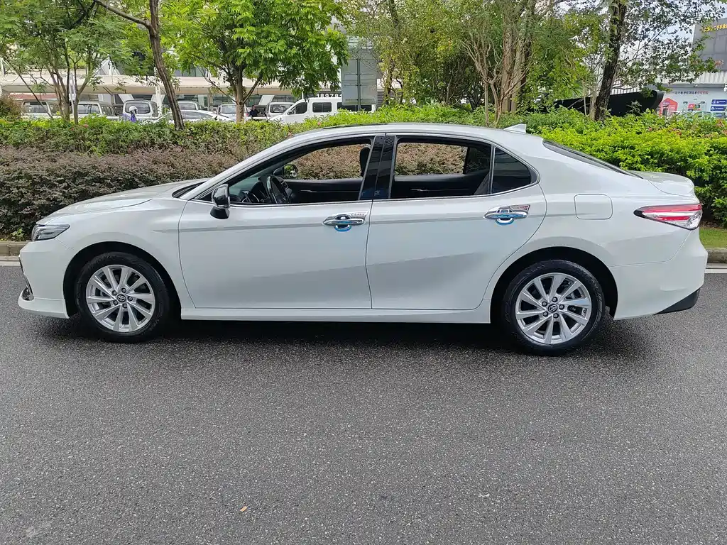 Toyota Camry 2023