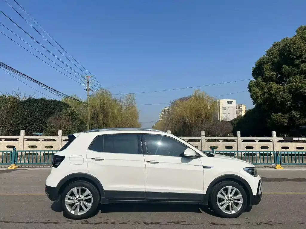 Volkswagen T-Cross 2021