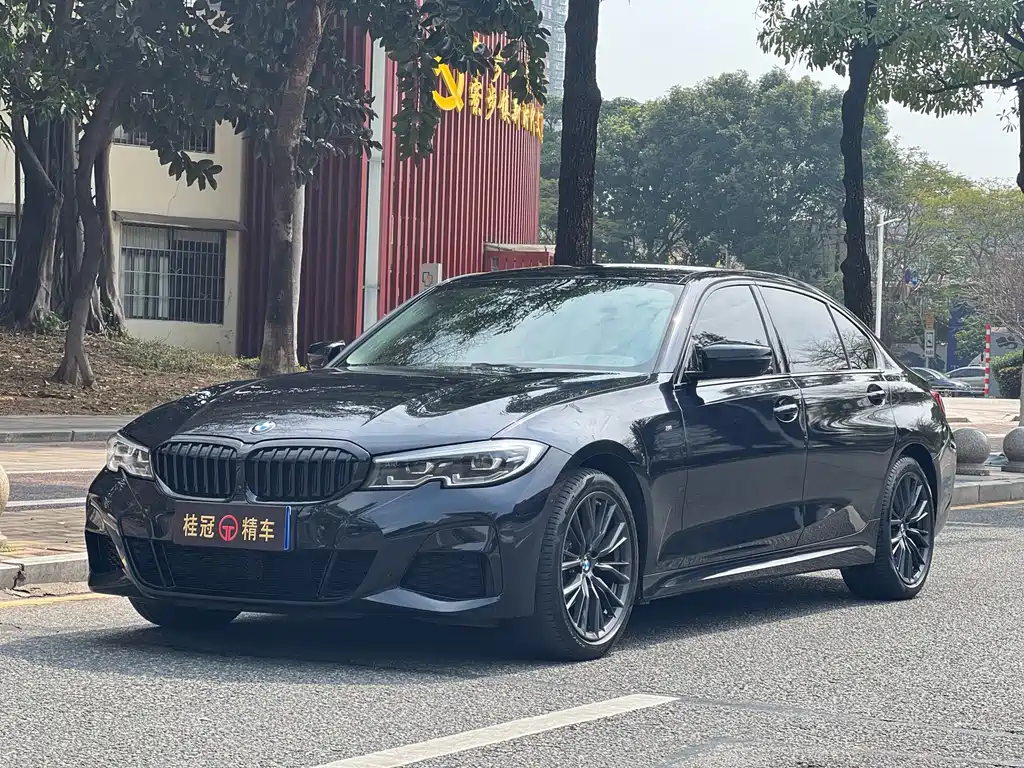BMW 3 Series 2021