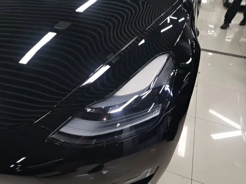 Tesla Model 3 2023 — фото 24