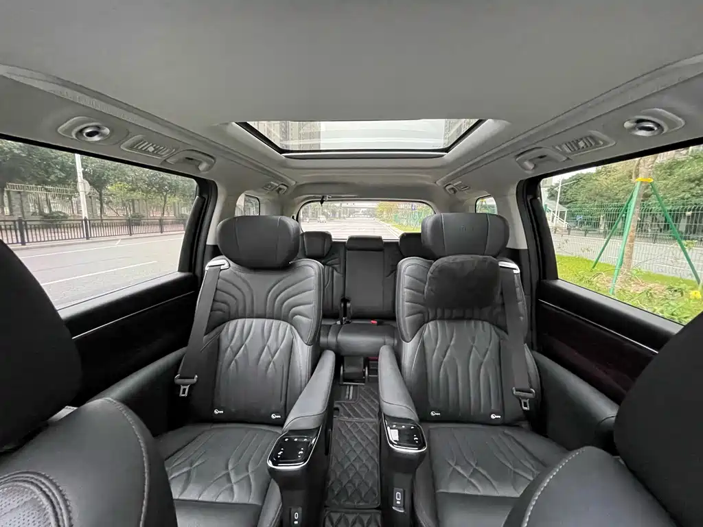 GAC Motor Trumpchi M8 2024 — фото 20