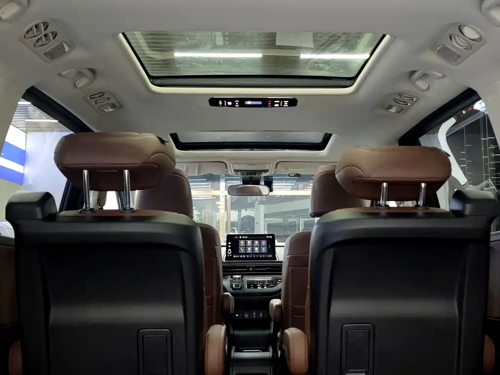 Honda Odyssey 2023 — фото 21